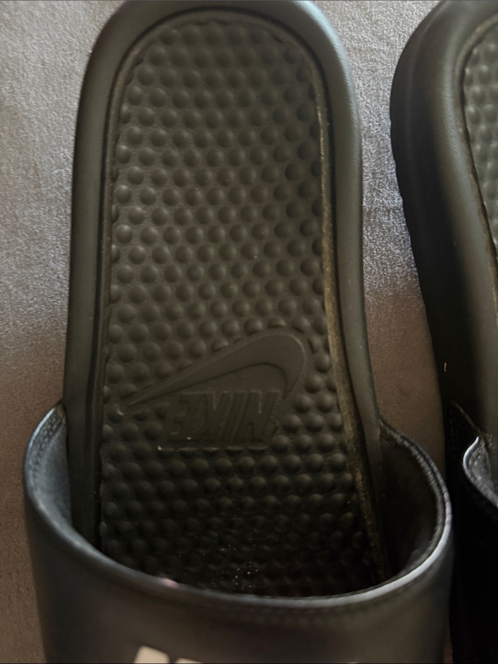 ❤️3 for $18❤️ Nike Slides - Picture 5 of 8